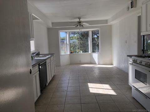 1308 Oak Ave, Carlsbad, CA 92008 photo 2