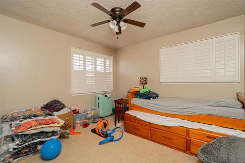 5845 Kelton Ave, La Mesa, CA 91942 photo 17