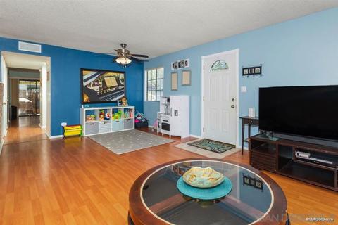 117 Espanas Gln, Escondido, CA 92026 photo 16
