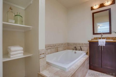 1649 Chalcedony St, San Diego, CA 92109 photo 11
