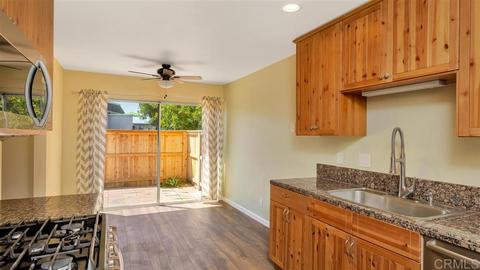 1187 Madera Ln, Vista, CA 92084 photo 9