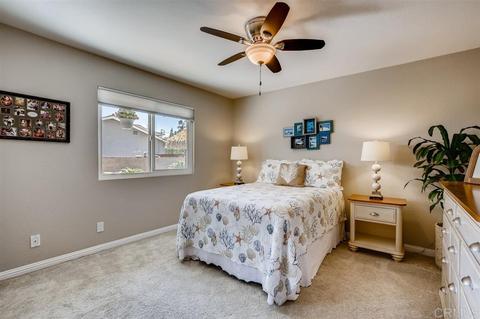 111 Parnassus Cir, Oceanside, CA 92054 photo 16