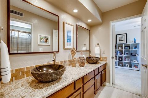 111 Parnassus Cir, Oceanside, CA 92054 photo 17