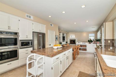 3416 Camino Largo, Carlsbad, CA 92009 photo 8