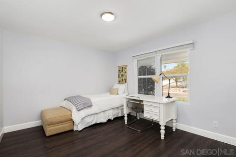 4670 Parks Ave, La Mesa, CA 91942 photo 10