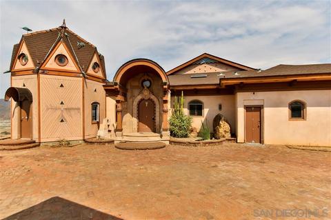 2908 Sumac Rd, Fallbrook, CA 92028 photo 1