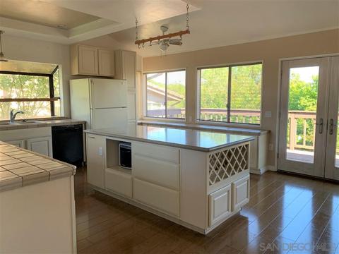 431 Windyridge Gln, Escondido, CA 92026 photo 5