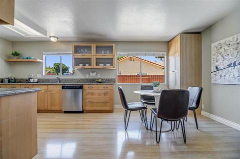1455 Pine Rdg, Oceanside, CA 92056 photo 9