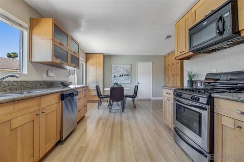 1455 Pine Rdg, Oceanside, CA 92056 photo 11