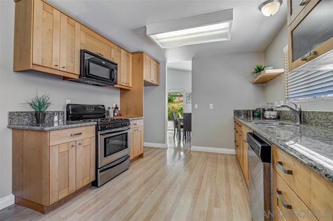 1455 Pine Rdg, Oceanside, CA 92056 photo 10
