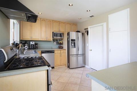 9228 Bellagio Rd, Santee, CA 92071 photo 9