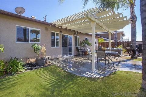 9228 Bellagio Rd, Santee, CA 92071 photo 17