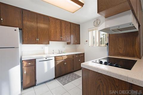 7770 Highgate Ln, La Mesa, CA 91942 photo 5