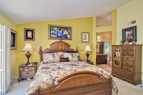 2599 Magellan Ln, Vista, CA 92081 photo 9