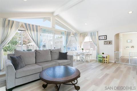 8440 Nentra St, La Mesa, CA 91942 photo 2