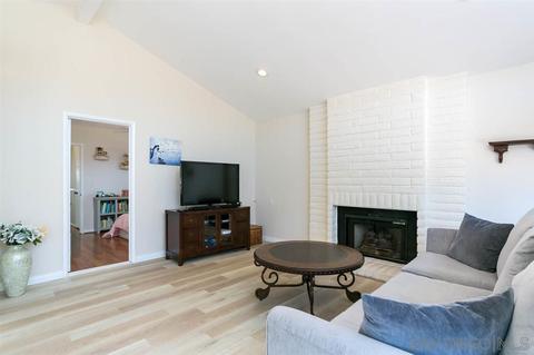 8440 Nentra St, La Mesa, CA 91942 photo 4