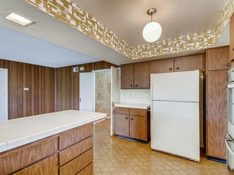 8458 Cliffridge Ave, La Jolla, CA 92037 photo 11