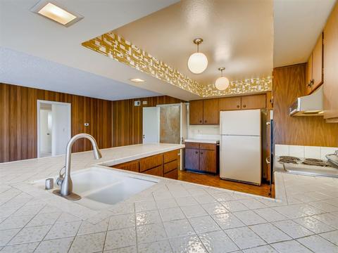 8458 Cliffridge Ave, La Jolla, CA 92037 photo 13