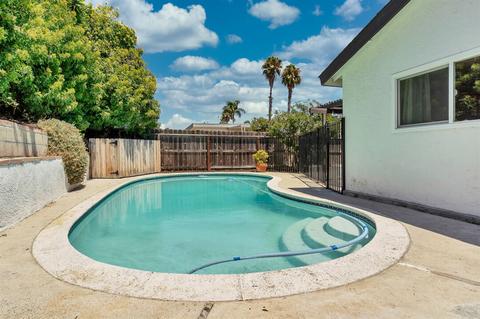 4800 Claire Dr, Oceanside, CA 92057 photo 21