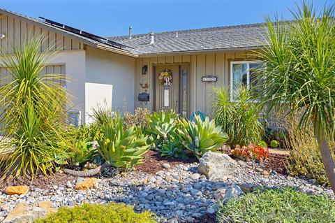 8015 Morocco Dr, La Mesa, CA 91942 photo 2