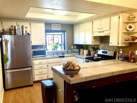 820 Cherrywood Way, El Cajon, CA 92021 photo 3