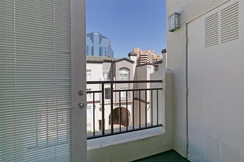 9237 Regents Rd #K401, La Jolla, CA 92037 photo 17