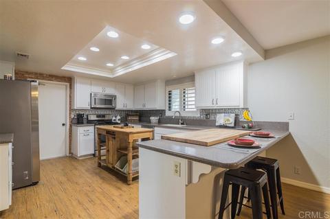 5841 Jeffries Ranch Rd, Oceanside, CA 92057 photo 3