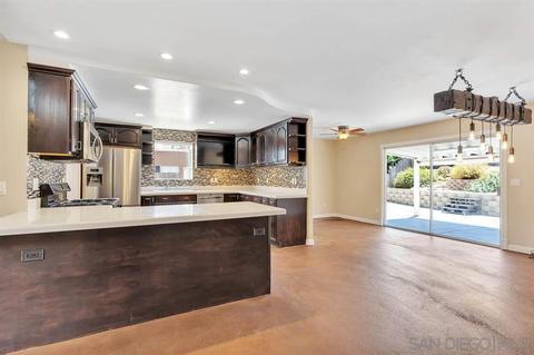 8939 New Seabury Dr, Santee, CA 92071 photo 4