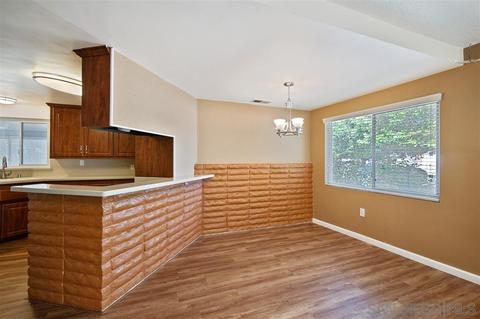 2349 Glenridge Rd, Escondido, CA 92027 photo 6
