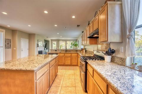 1050 Bells Dr, Oceanside, CA 92057 photo 6