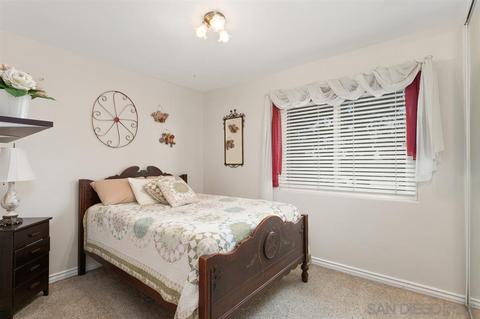 2101 Valley Rd, Oceanside, CA 92056 photo 17