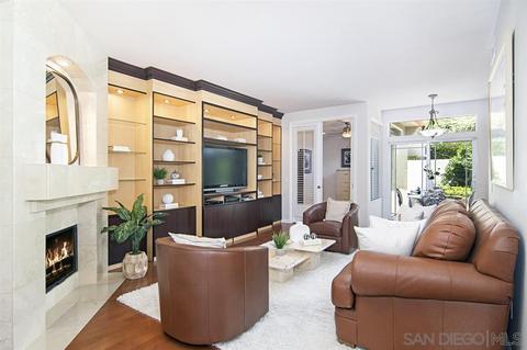 1541 Caminito Solidago, La Jolla, CA 92037 photo 3