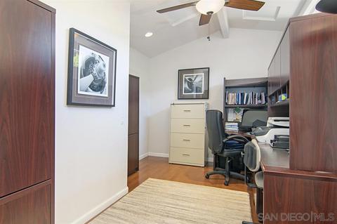 1541 Caminito Solidago, La Jolla, CA 92037 photo 9
