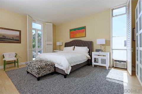 1228 Cave St, La Jolla, CA 92037 photo 13
