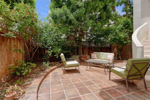 1228 Cave St, La Jolla, CA 92037 photo 23