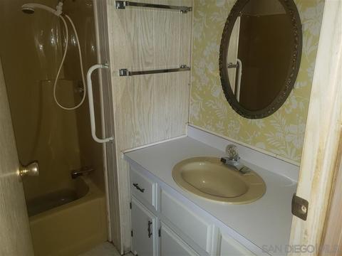 1010 E Bobier #162, Vista, CA 92084 photo 10