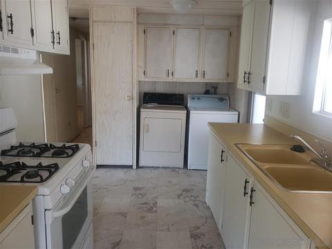 1010 E Bobier #162, Vista, CA 92084 photo 4