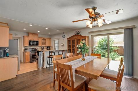 3217 Carolyn Cir, Oceanside, CA 92054 photo 6
