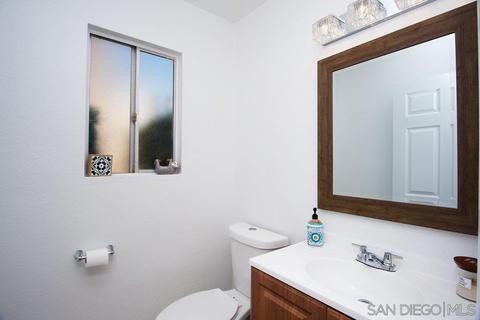 512 S Anza St, El Cajon, CA 92020 photo 17