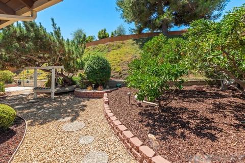 12427 Schaler Dr, Poway, CA 92064 photo 17