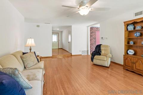 12427 Schaler Dr, Poway, CA 92064 photo 5