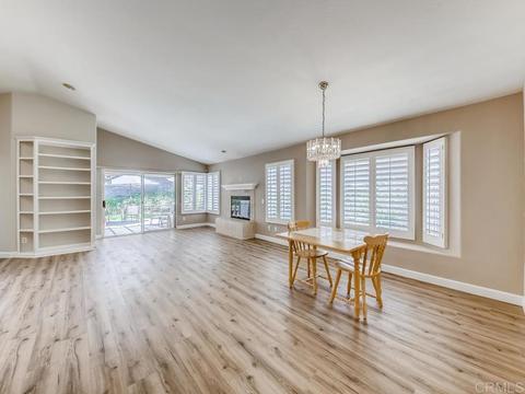 1684 Avenida Guillermo, Oceanside, CA 92056 photo 2
