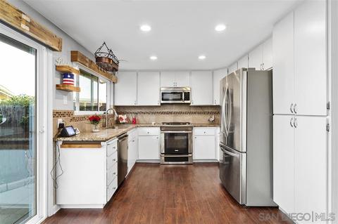 9357 Heiting Ct, Santee, CA 92071 photo 6