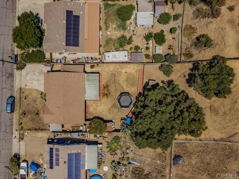 333 Cananea St, Vista, CA 92084 photo 3