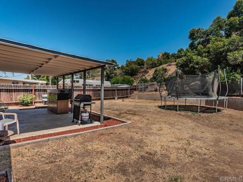 333 Cananea St, Vista, CA 92084 photo 10