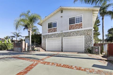 595 E Bobier Dr, Vista, CA 92084 photo 4