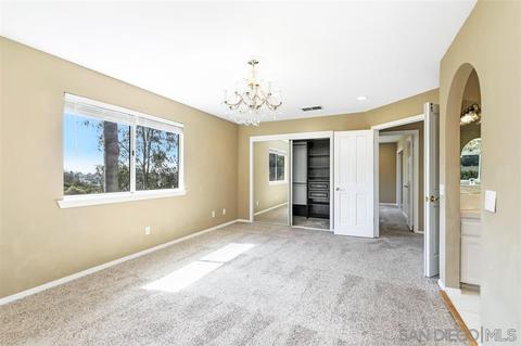 595 E Bobier Dr, Vista, CA 92084 photo 16