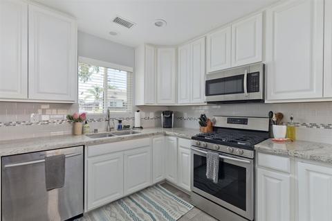9482 Stoyer Dr, Santee, CA 92071 photo 1