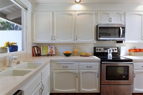 143 Celaya Ct, Solana Beach, CA 92075 photo 9