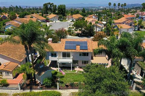 5059 Sunmeadow Rd, Oceanside, CA 92056 photo 2